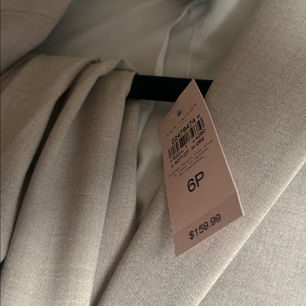 NWT Ann Taylor Light Tan Suit (6P jacket and 4 pants) - Picture 5 of 5